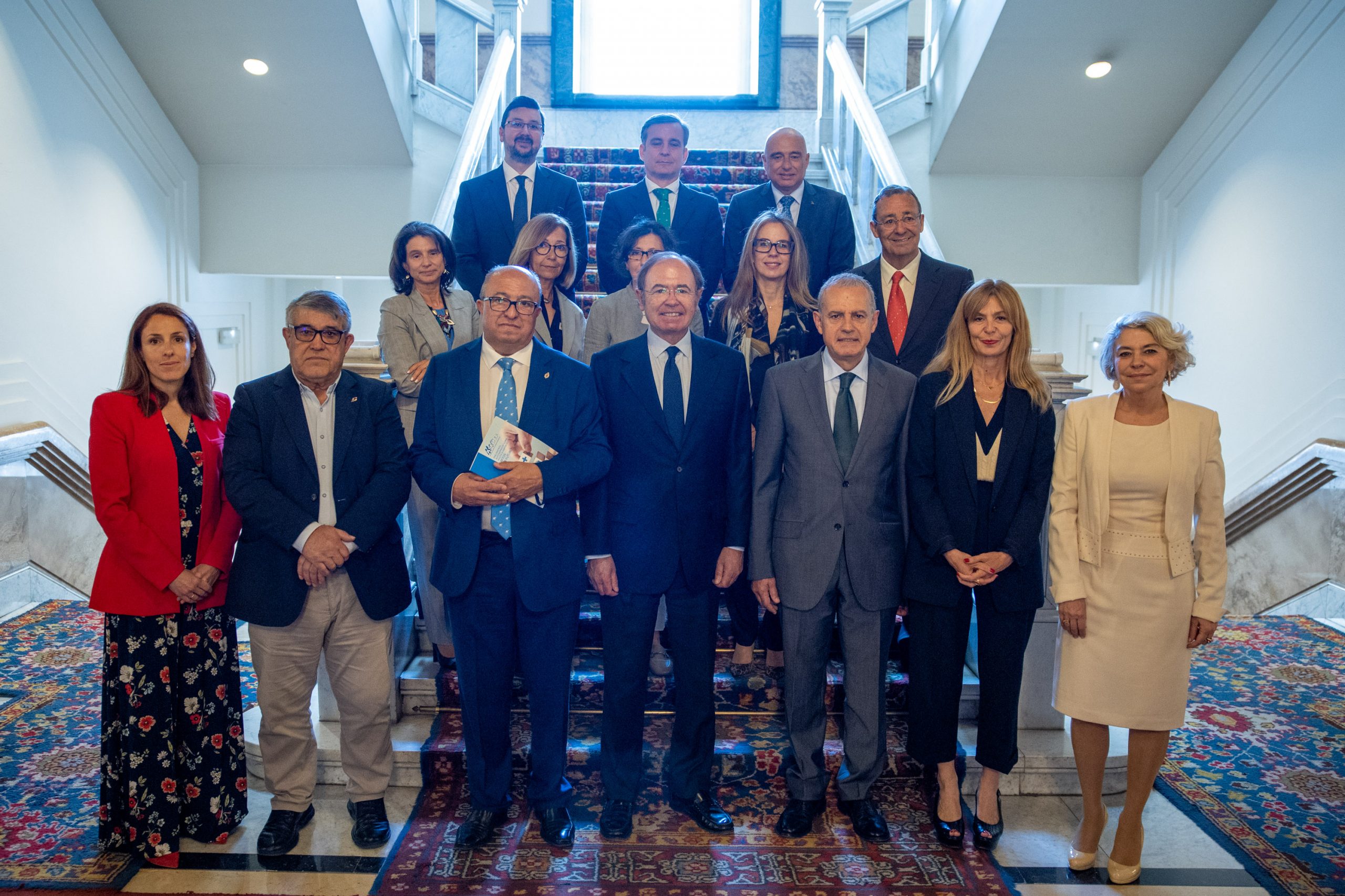ASEDEF presenta en el Senado “Encuentros Autonómicos Sobre Política Farmacéutica: Retos del Futuro”