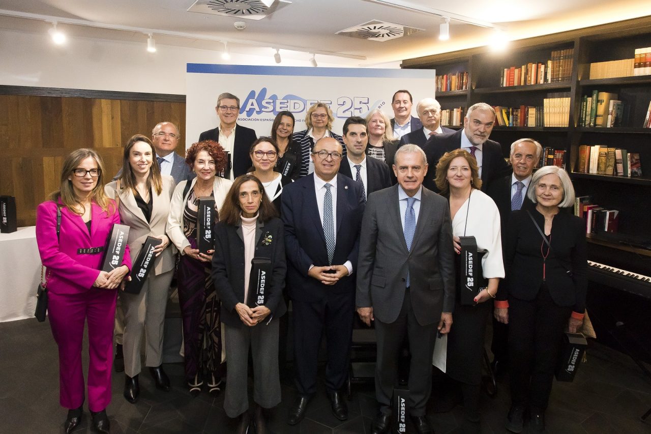 ASEDEF cumple 25 años en un entorno que no ayuda a que la sanidad mejore en nuestro país